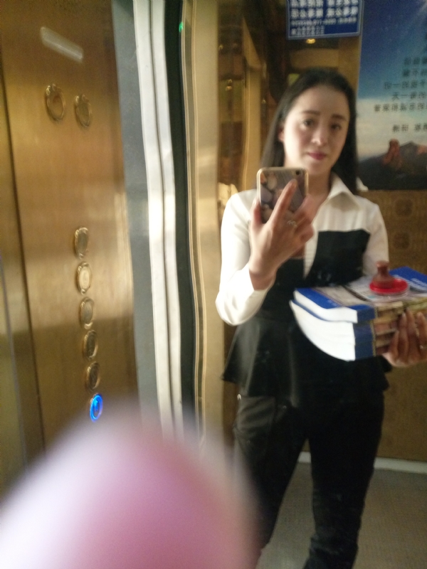 铿锵玫瑰的第一张照片--江口中老年相亲网
